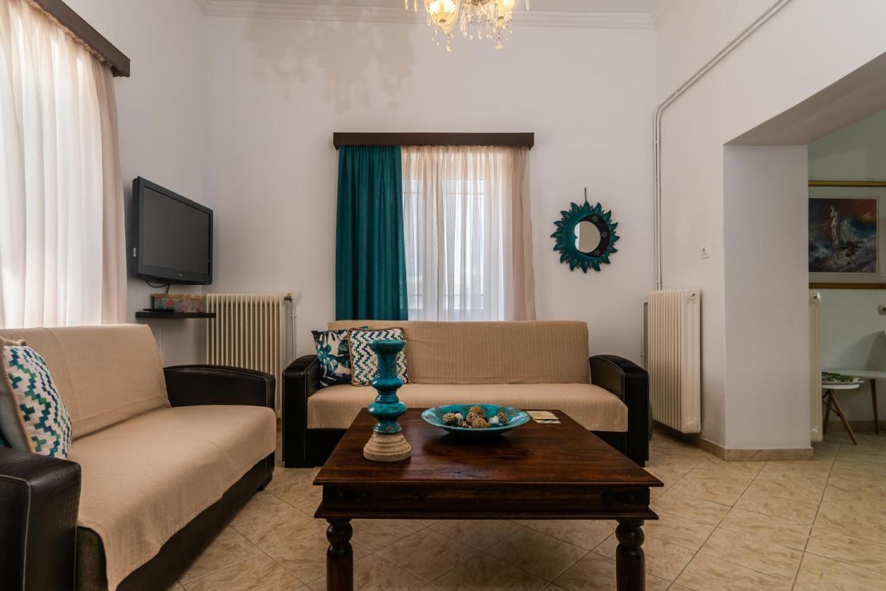Villa Nostos House à Triovasálos Extérieur photo